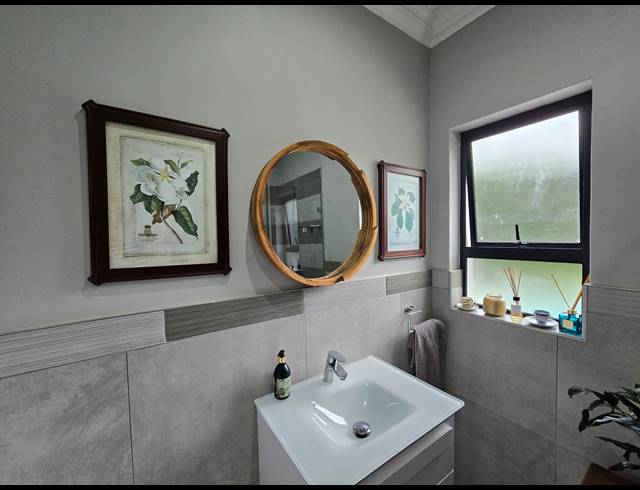 3 BEDROOM HOUSE FOR SALE IN NEW SALT ROCK CITY
